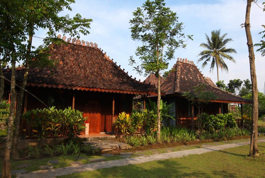 Amata Borobudur Resort Magelang Exterior foto